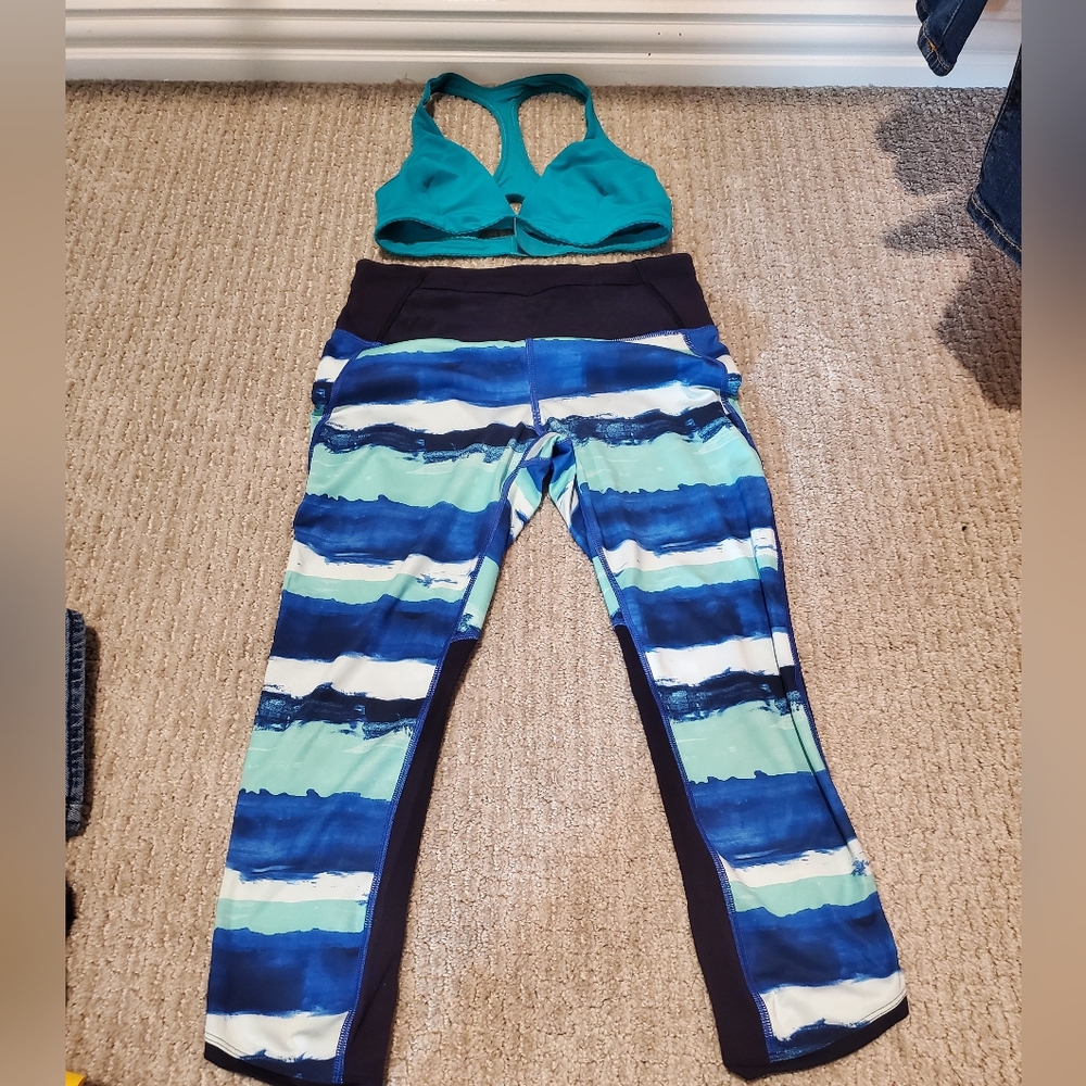 Lululemon legging ×2 and one sportsbra size 4